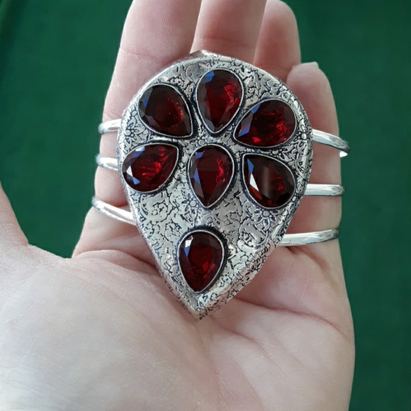 New Oversized Garnet 925 Silver Cuff Bracelet. - Picture 6 of 8